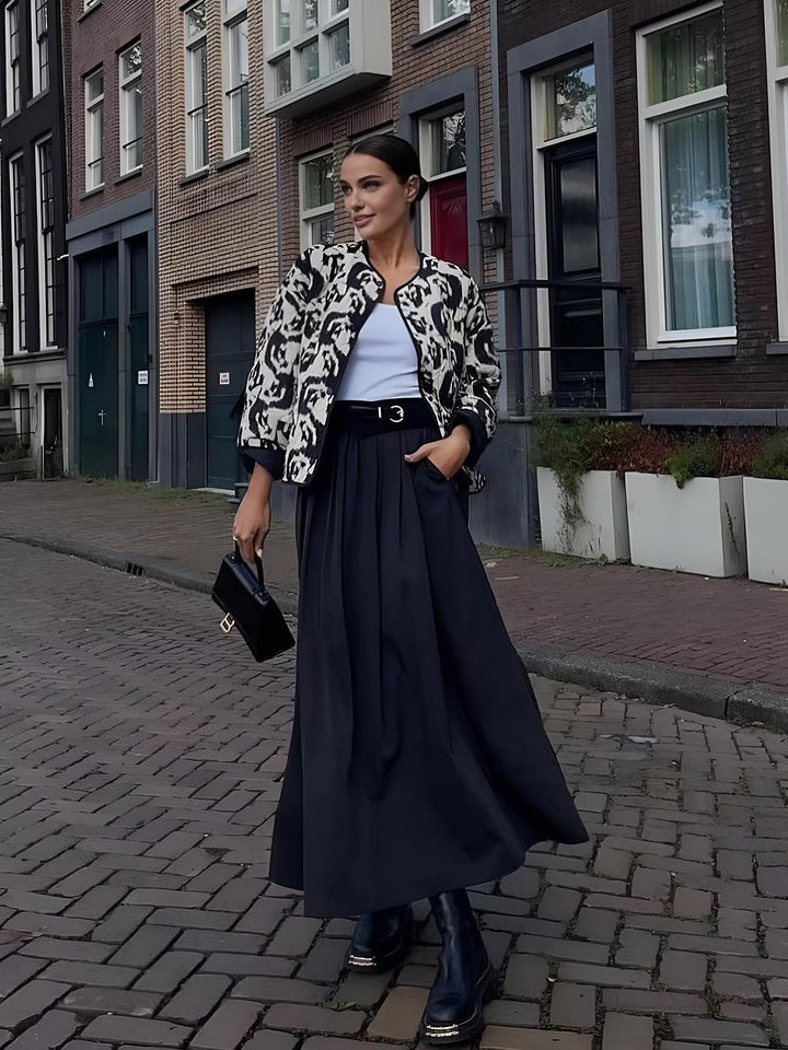 Dinna | Women’s printed woven jacket with pockets and round neckline