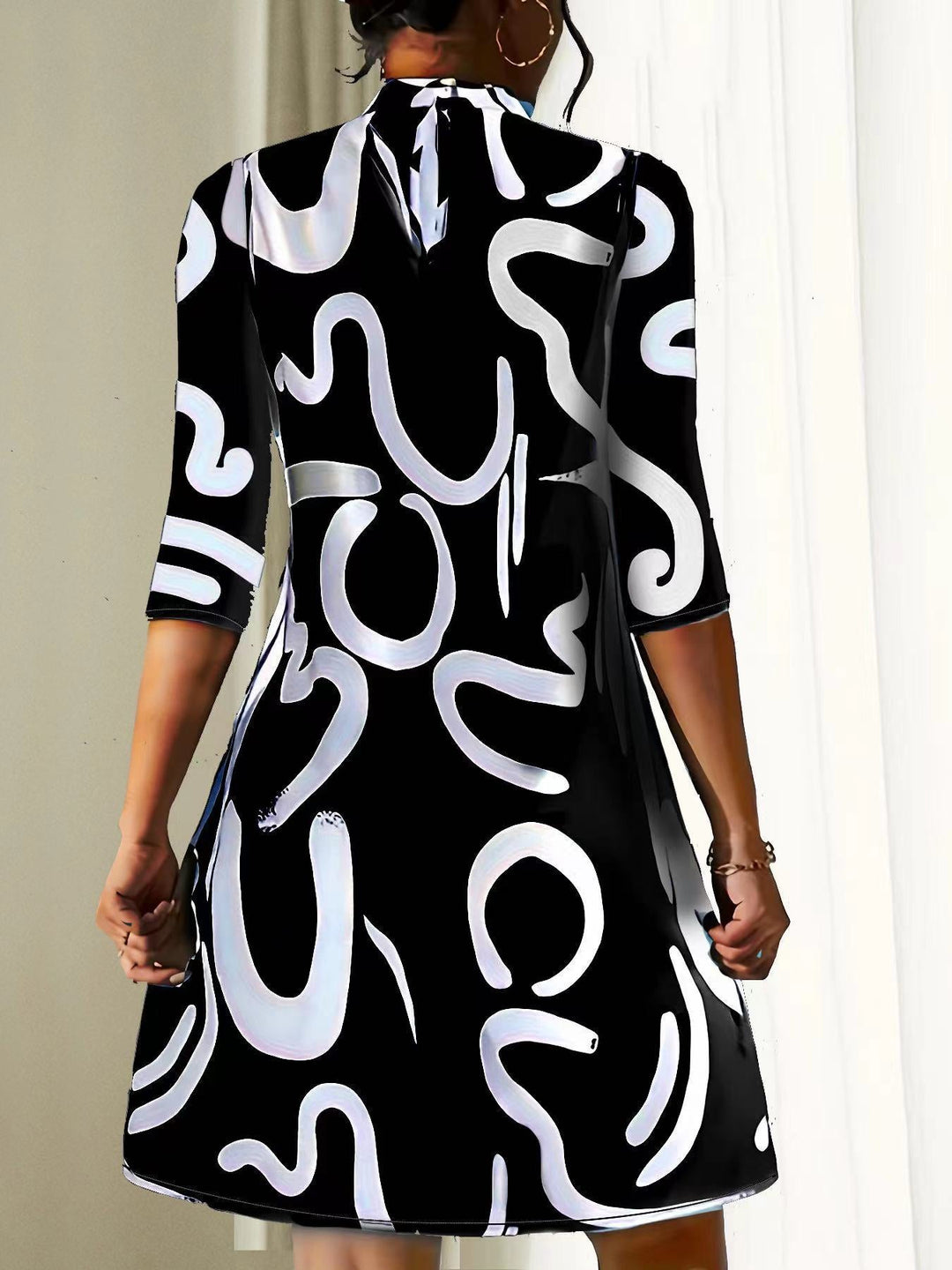 April | Women's stylish midi dress with relaxed fit