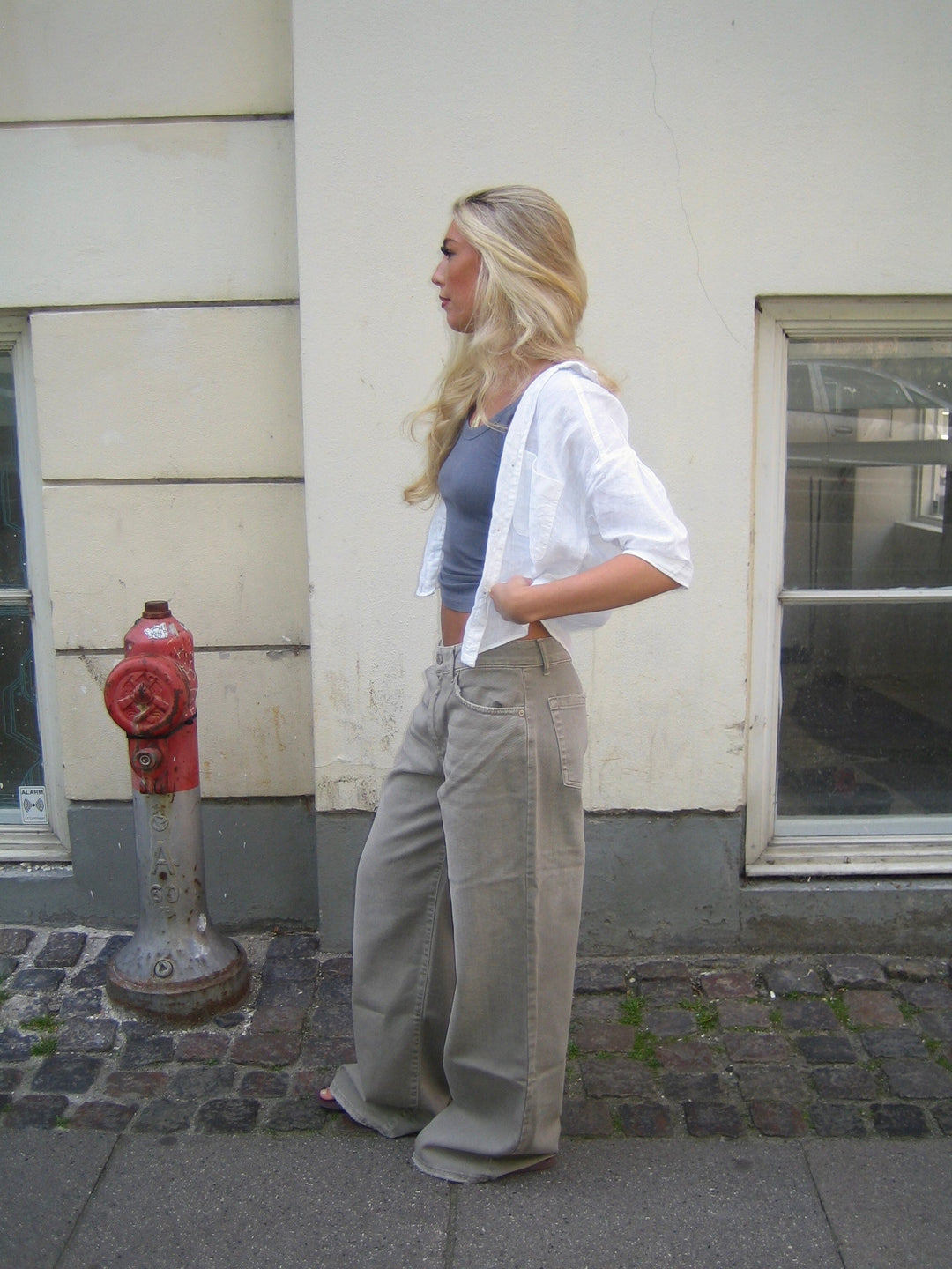 Naya | Women’s wide-leg jeans with baggy fit and versatile waist