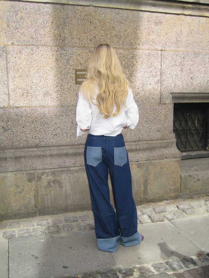 Deia | Women’s jeans with folded hem and oversized fit
