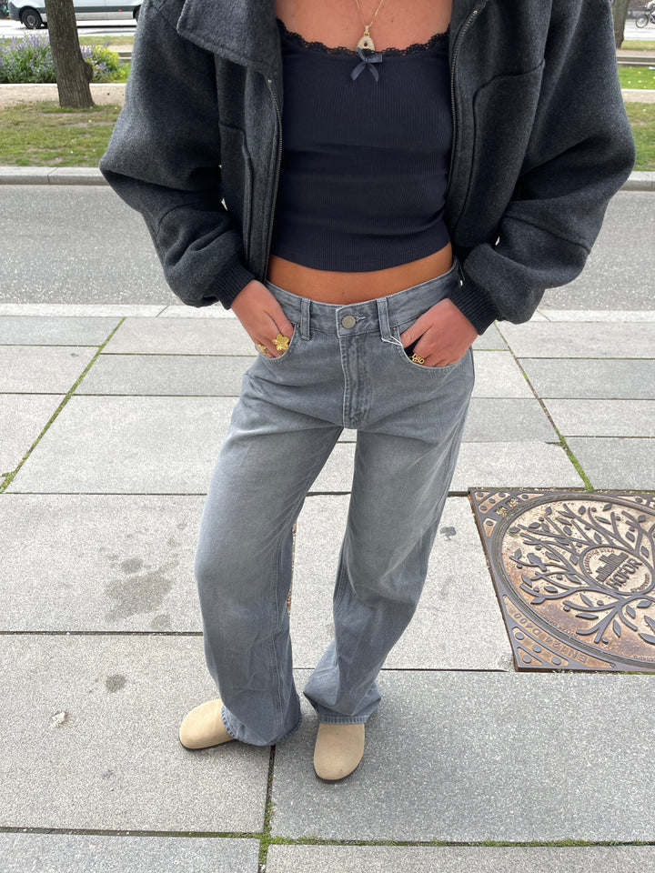 Mindy | Women’s jeans with star accents and straight fit