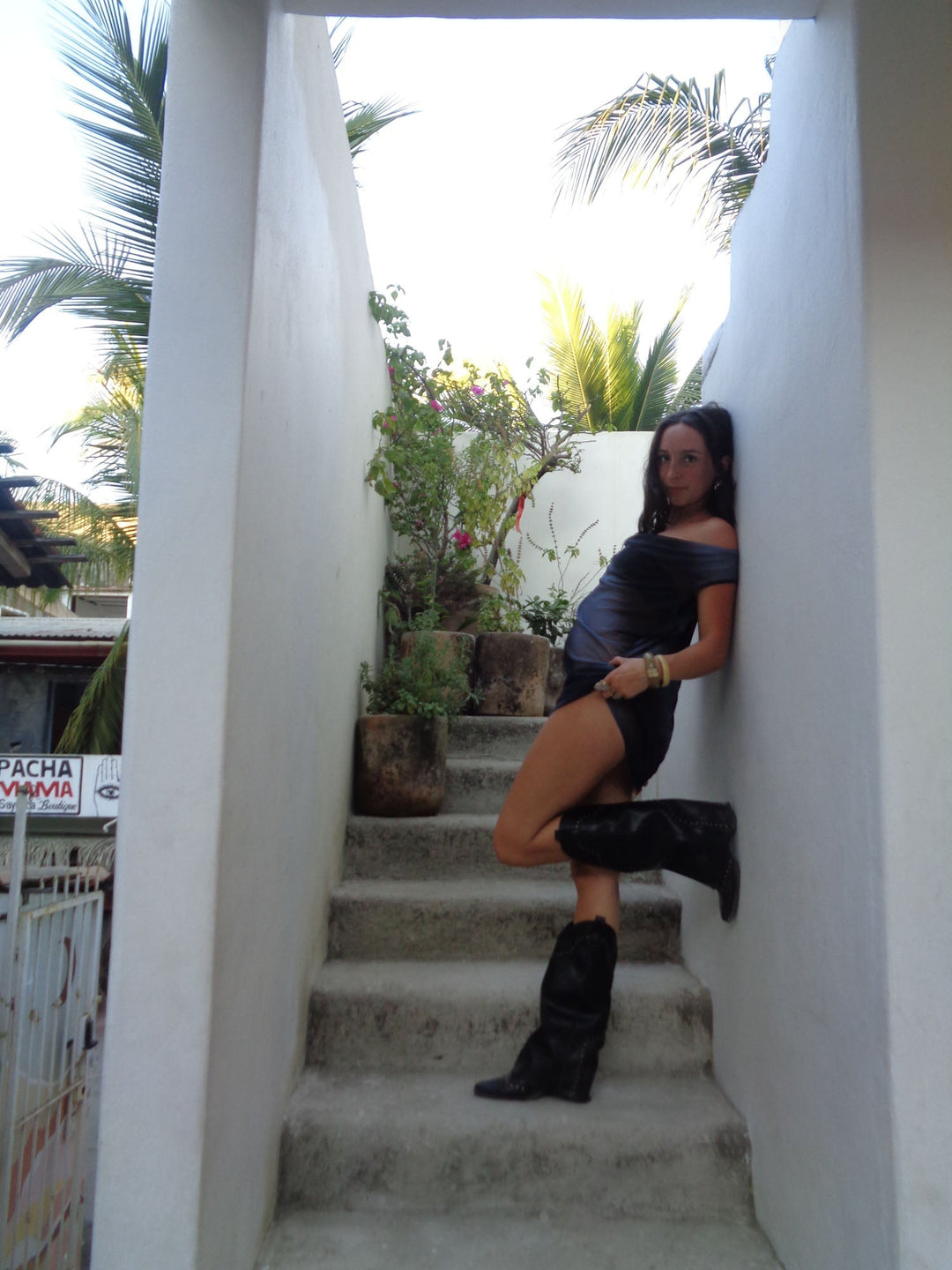 Alyssa | Women’s knee-high boots with gold accents and small heel