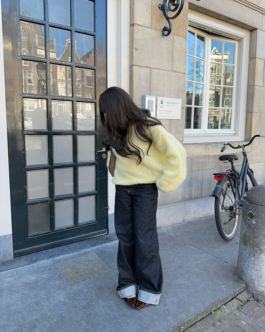 Jenny | Women’s oversized knit sweater with round neck and draped silhouette