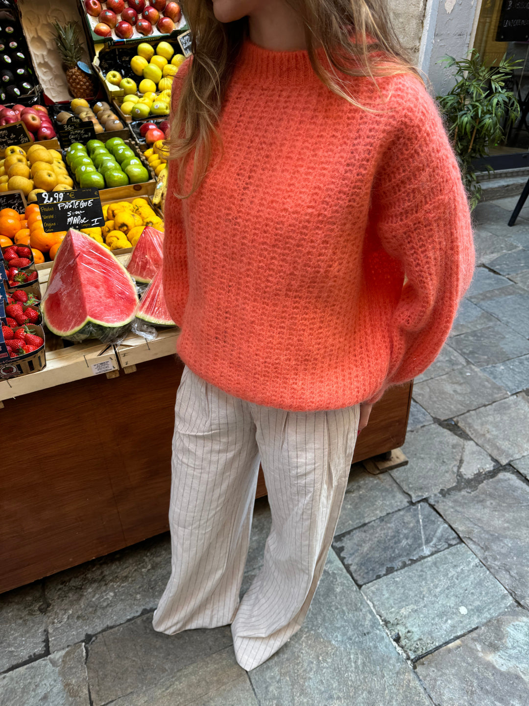 Elly | Women’s crewneck knit sweater with textured finish