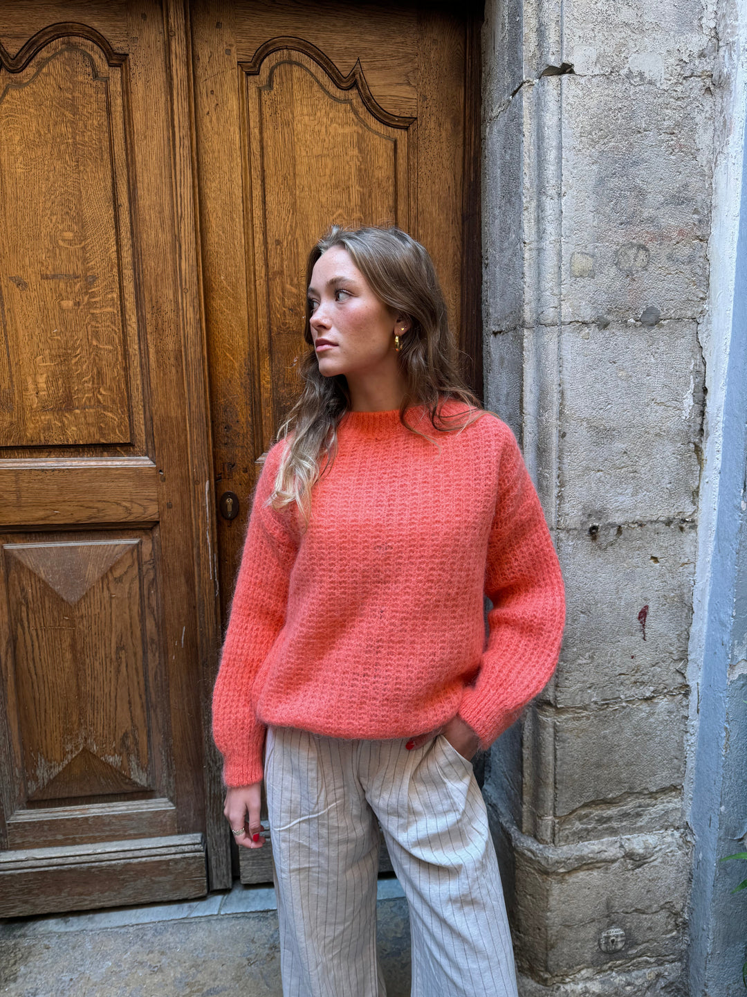 Elly | Women’s crewneck knit sweater with textured finish