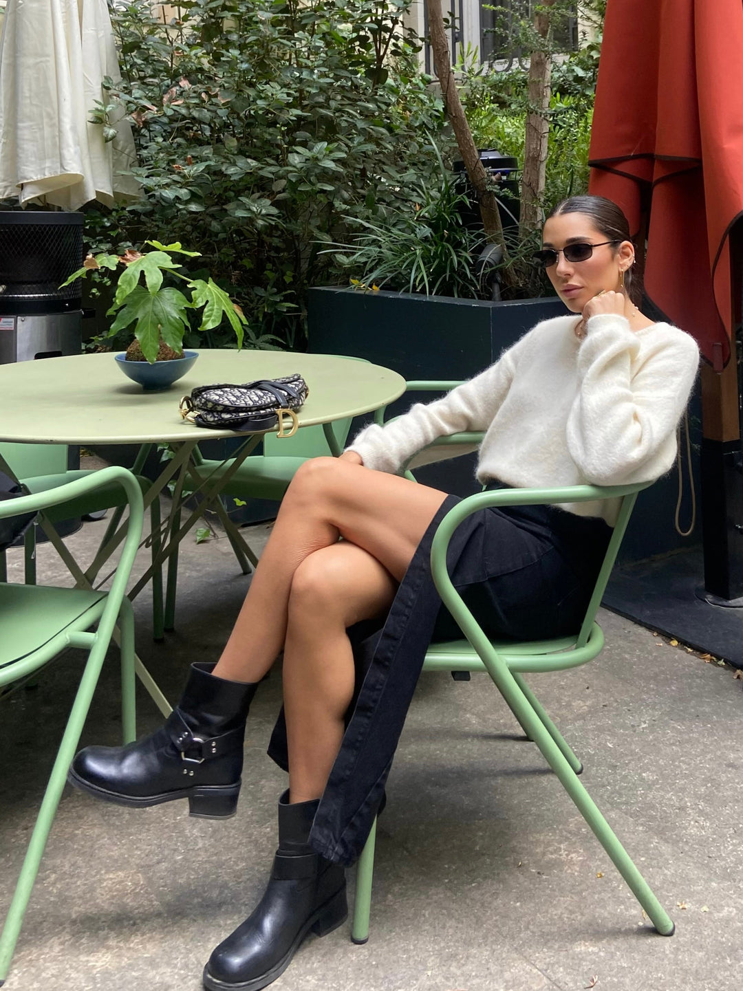 Kira | Women’s oversized knitted sweater with long sleeves