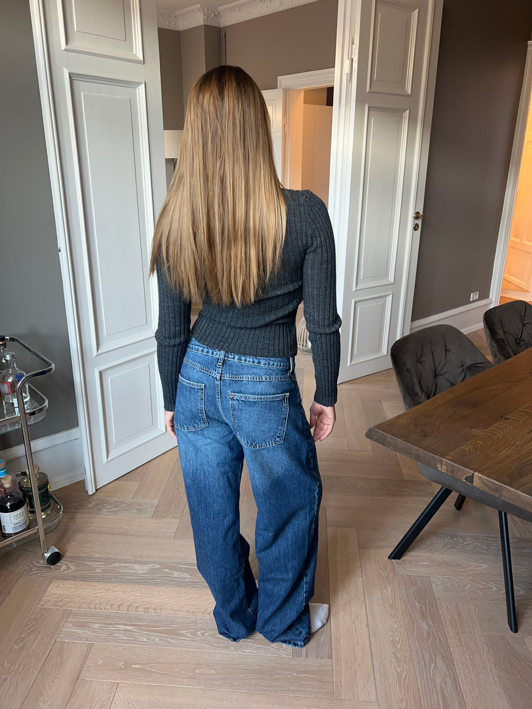 Athena | Women’s jeans with low waist and loose fit