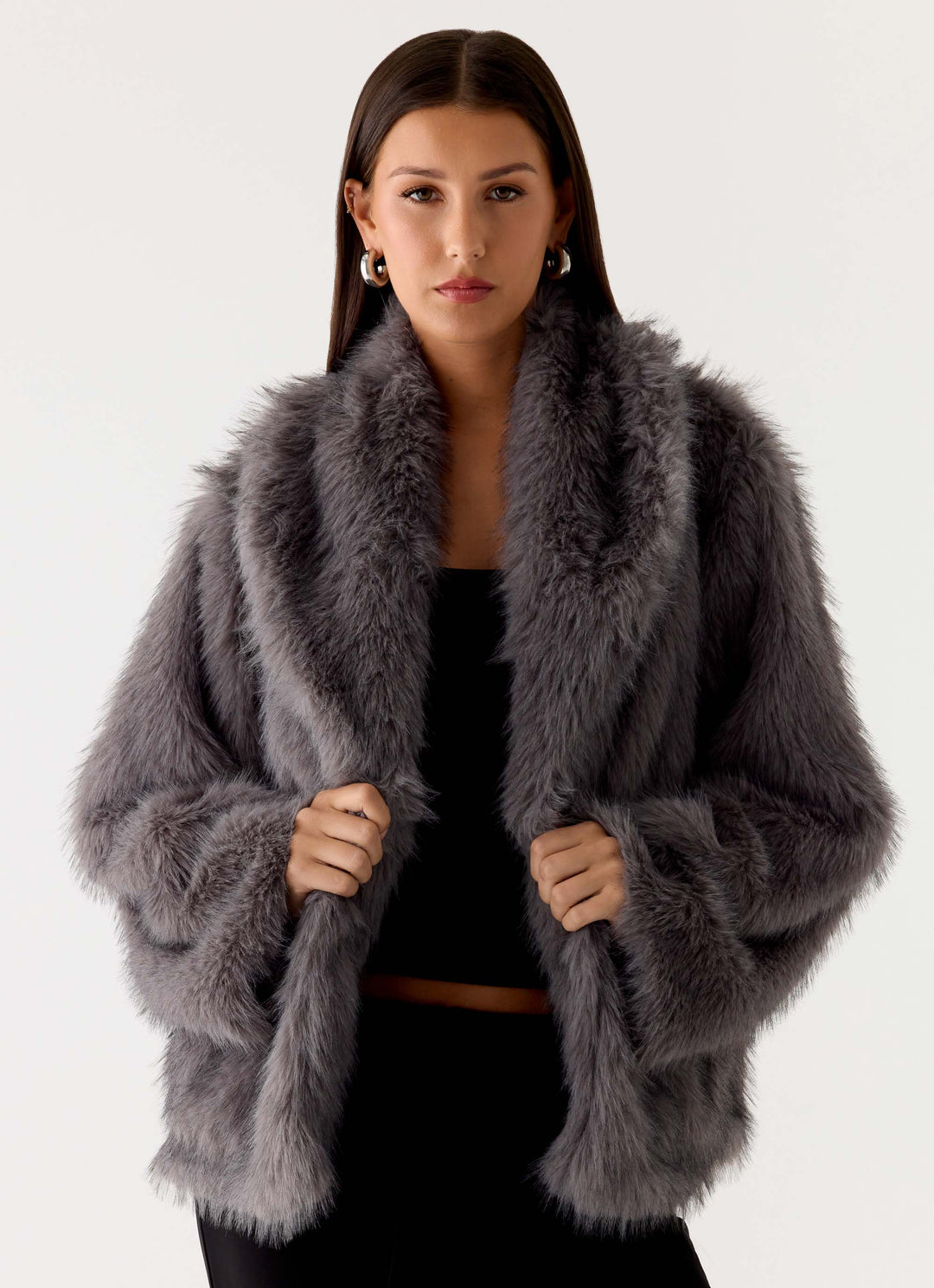 Julie | Women’s oversized faux fur jacket