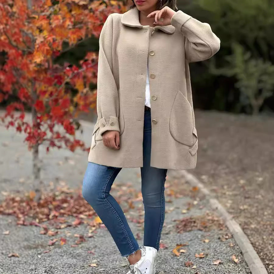 Moana | Women’s oversized coat with bow and button details