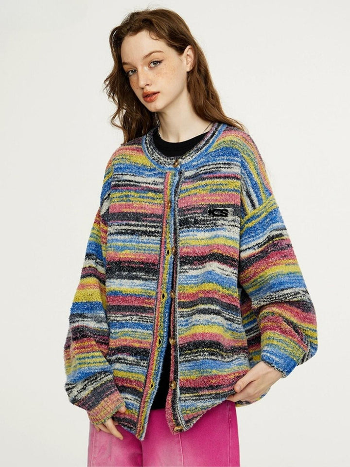 Shena | Women’s striped knit top with round neck and button detail