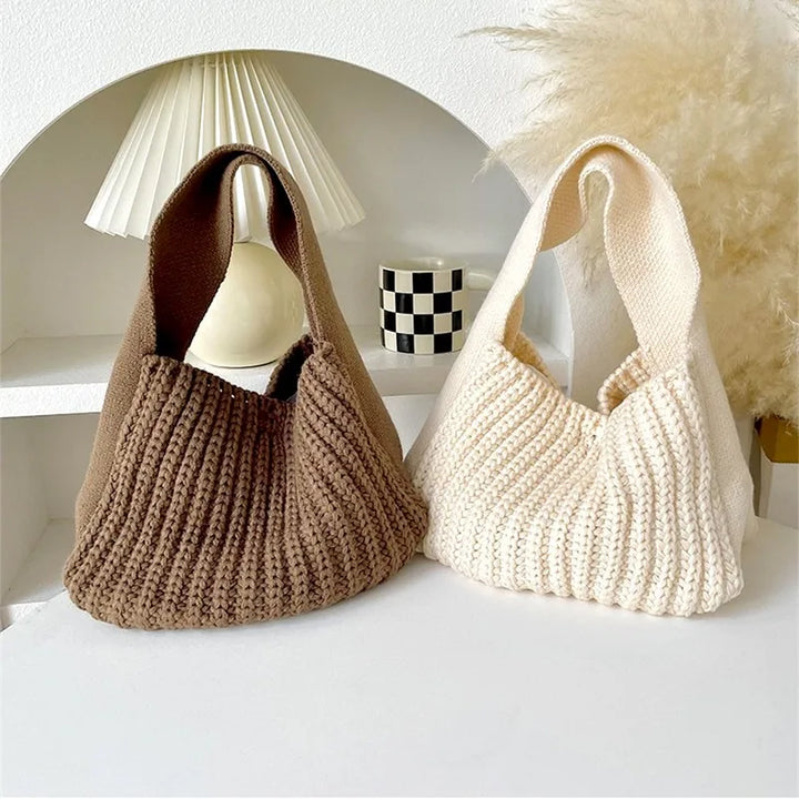 Athena | Women’s hobo bag with sculpted texture and wide strap