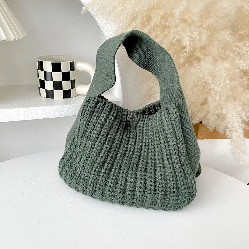 Athena | Women’s hobo bag with sculpted texture and wide strap
