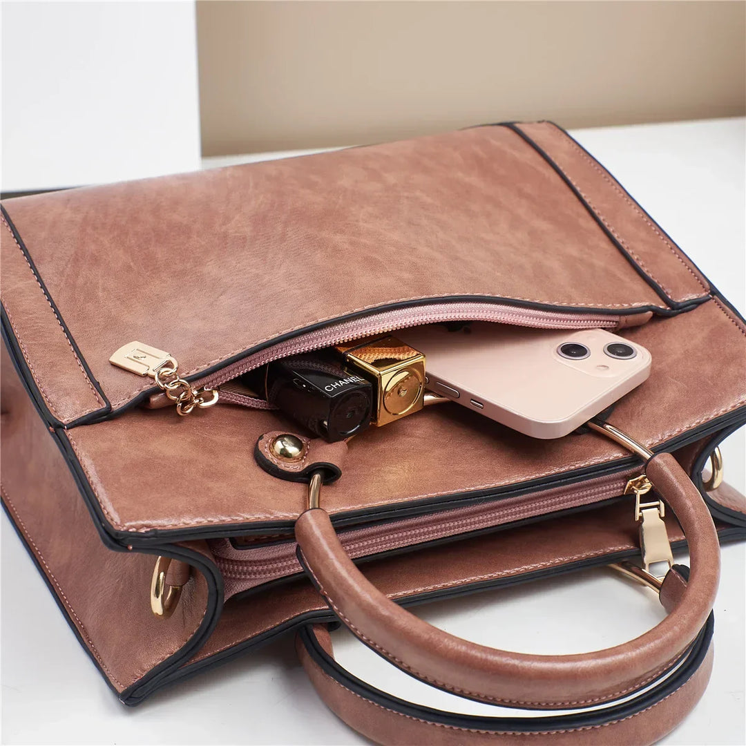 Norah | Women’s leather handbag set with gold ring handle and wallet