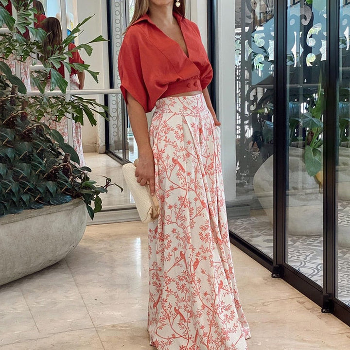 Nikkie | Women's two-piece women’s set with v-neck top & wide pants
