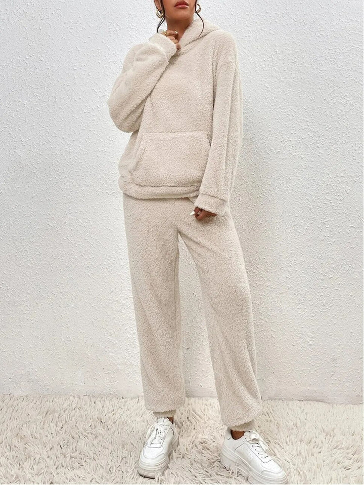 Mia | Women’s teddy lounge set