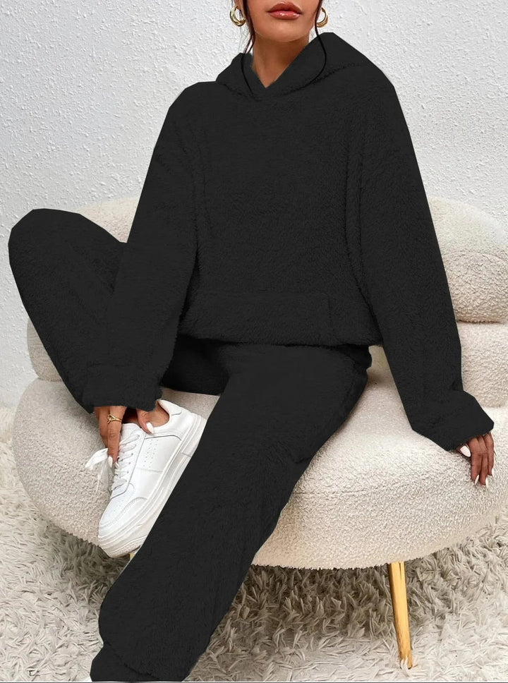 Mia | Women’s teddy lounge set