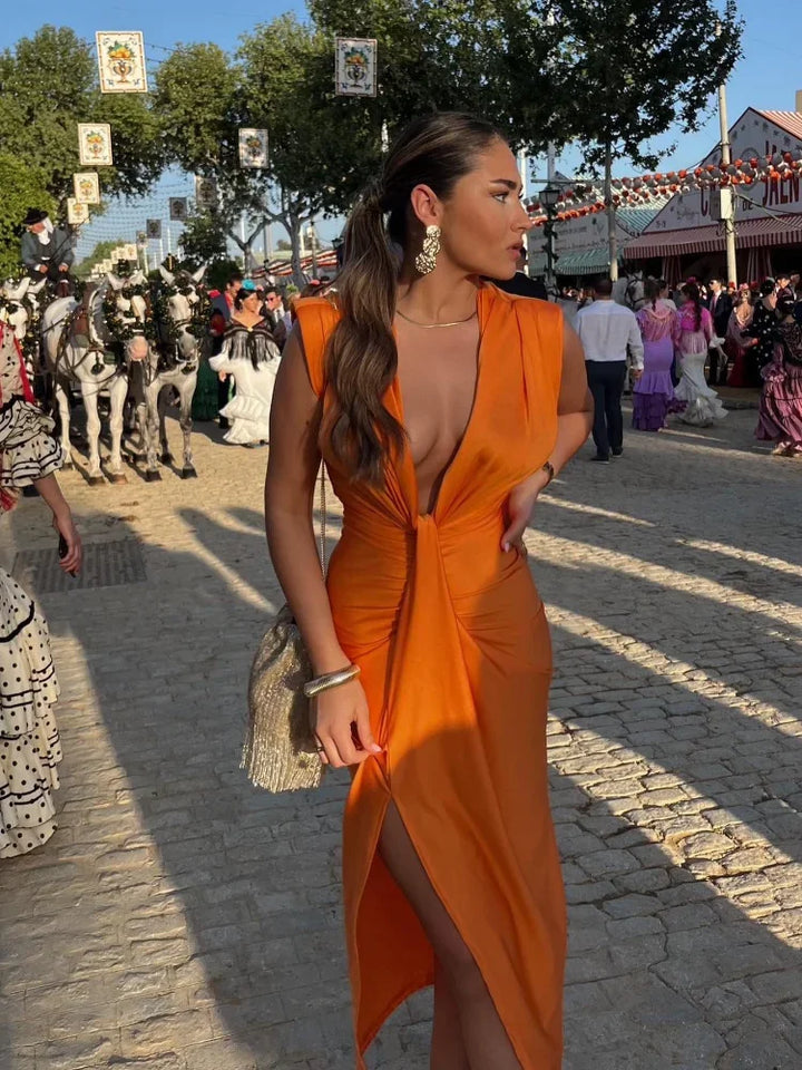 Auria | Women's elegant pleated maxi dress