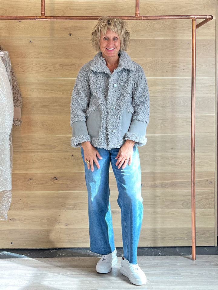 Daniela | Women’s curly faux shearling jacket