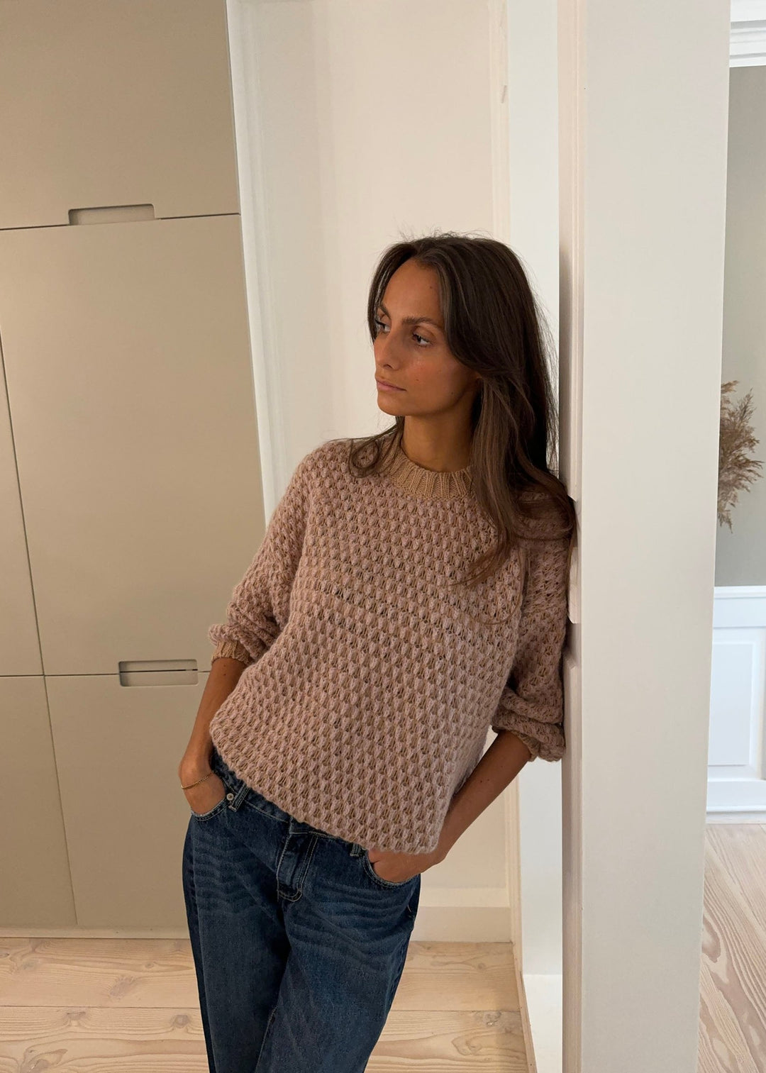 Jensen | Women’s loose fit sweater with ribbed edges