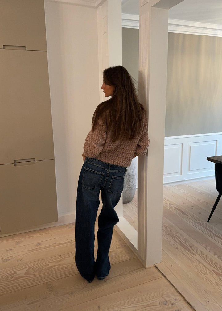 Jensen | Women’s loose fit sweater with ribbed edges