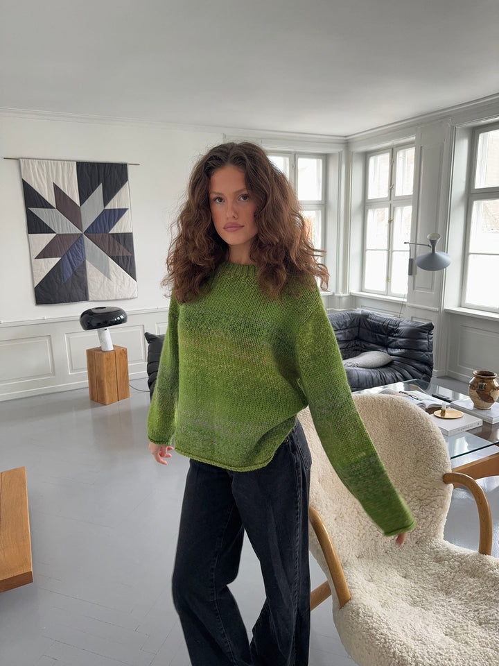 Kish | Women’s knit sweater with green shade and round neckline