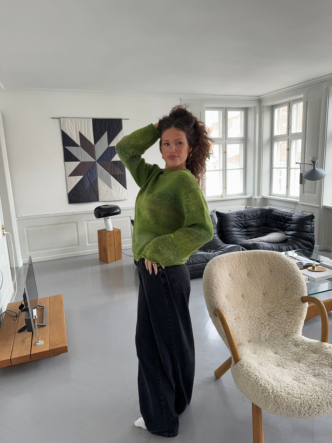 Kish | Women’s knit sweater with green shade and round neckline