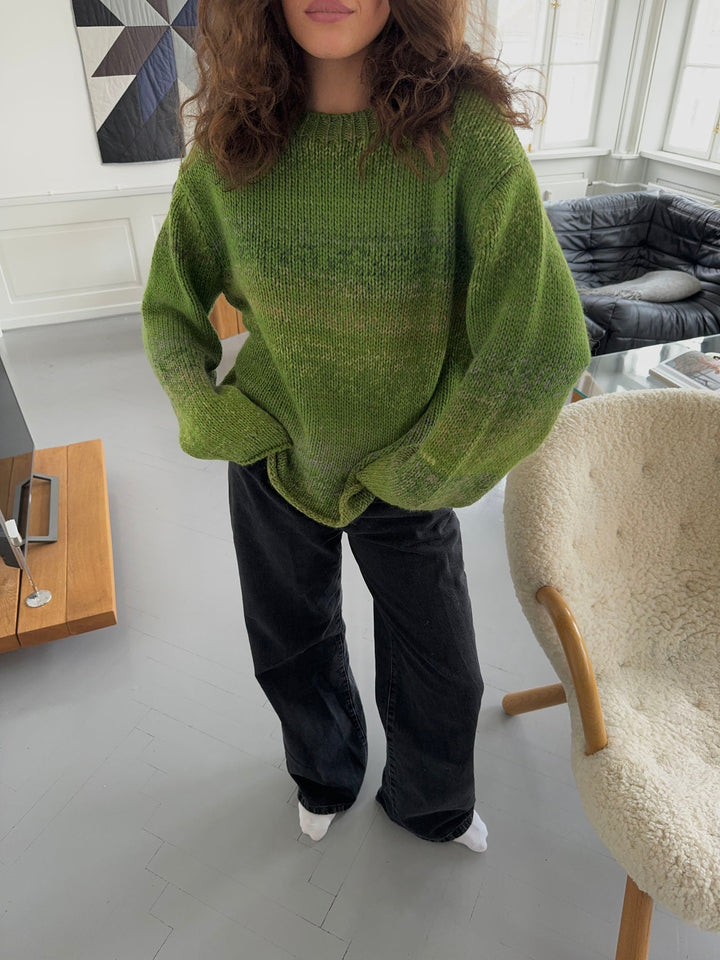Kish | Women’s knit sweater with green shade and round neckline
