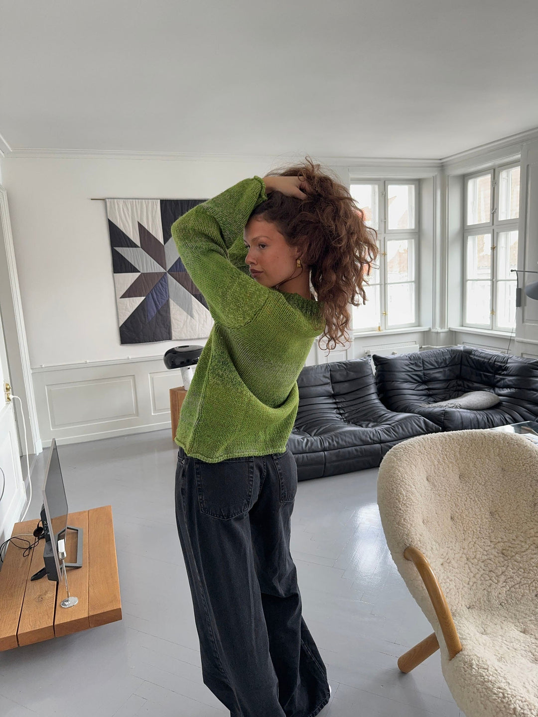 Kish | Women’s knit sweater with green shade and round neckline