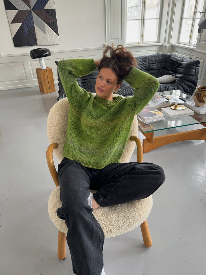 Kish | Women’s knit sweater with green shade and round neckline