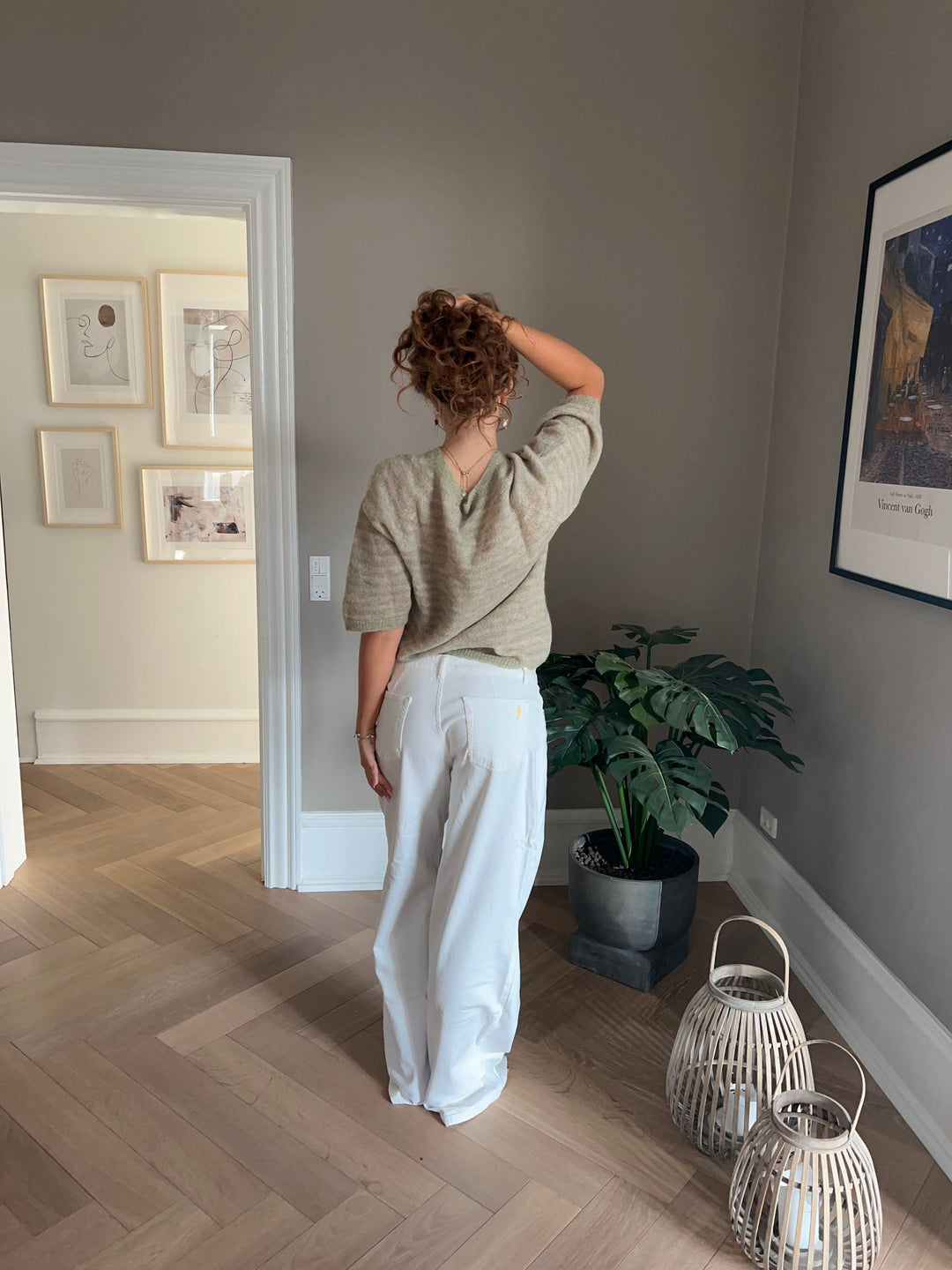 Evie | Women’s striped knitted t-shirt with oversized silhouette