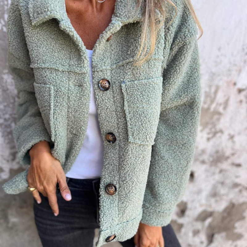 Kensley | Women’s teddy fleece button-up jacket with patch pockets