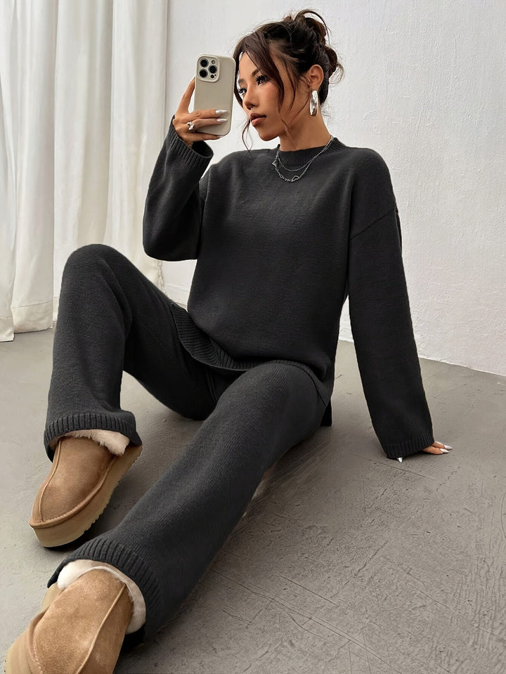 Imie | Women’s ribbed knit set with modern cut and versatile silhouette