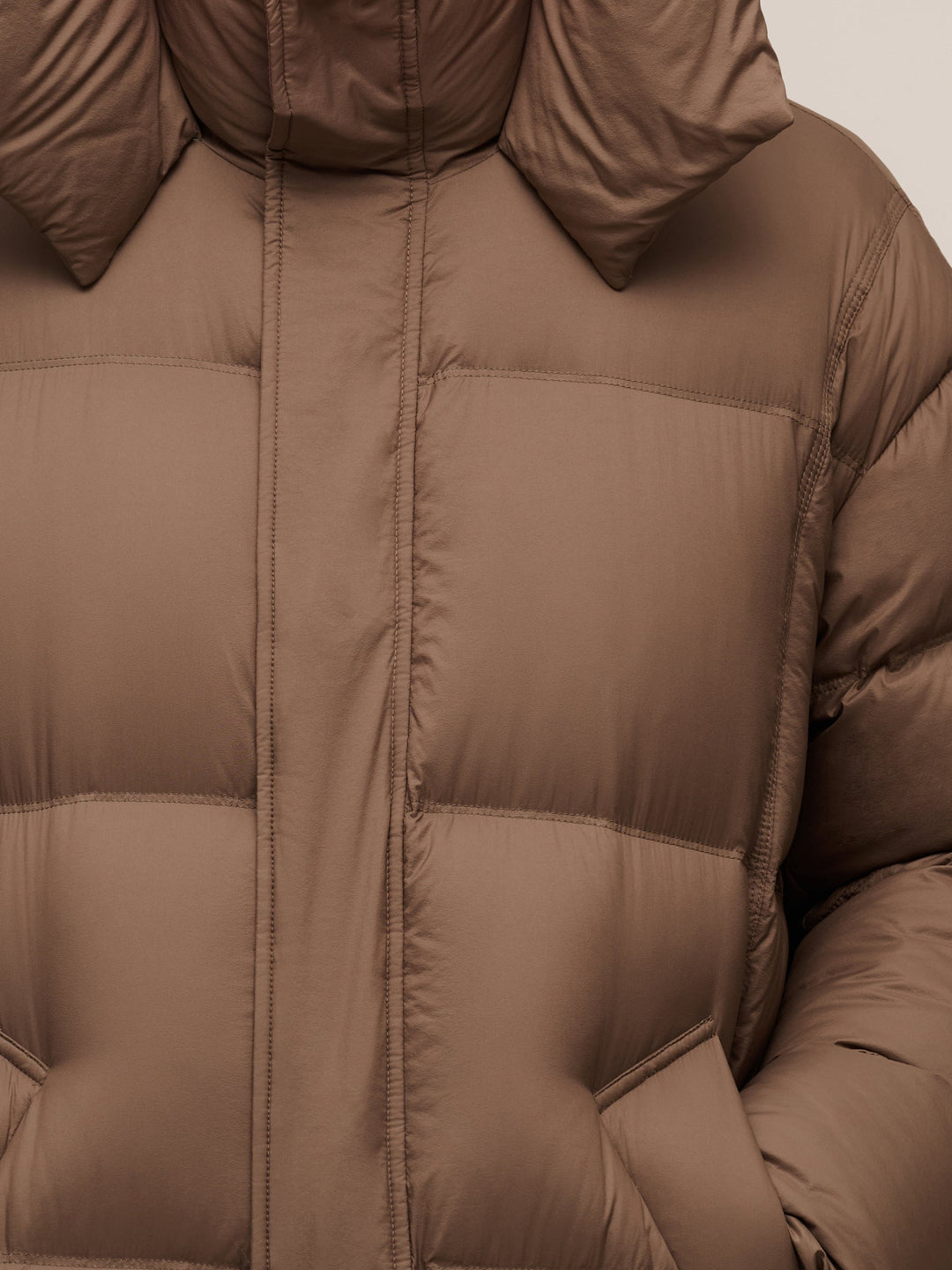 Marel | Women’s lightweight long winter coat with a sleek hooded silhouette
