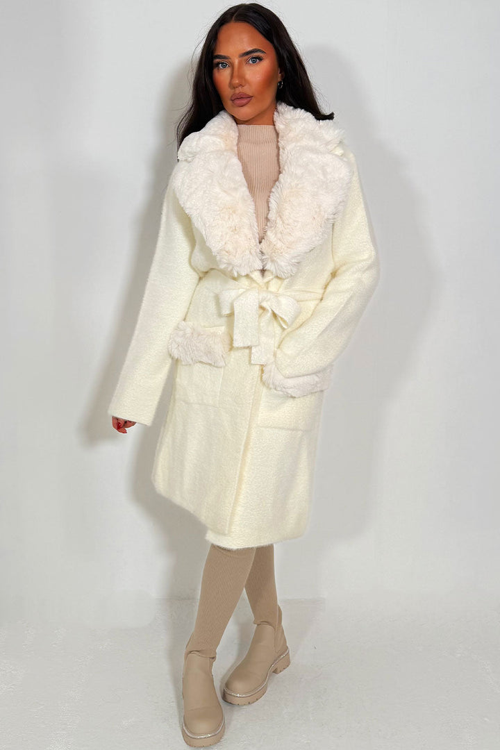 Giselle | Women’s belted coat with faux fur collar