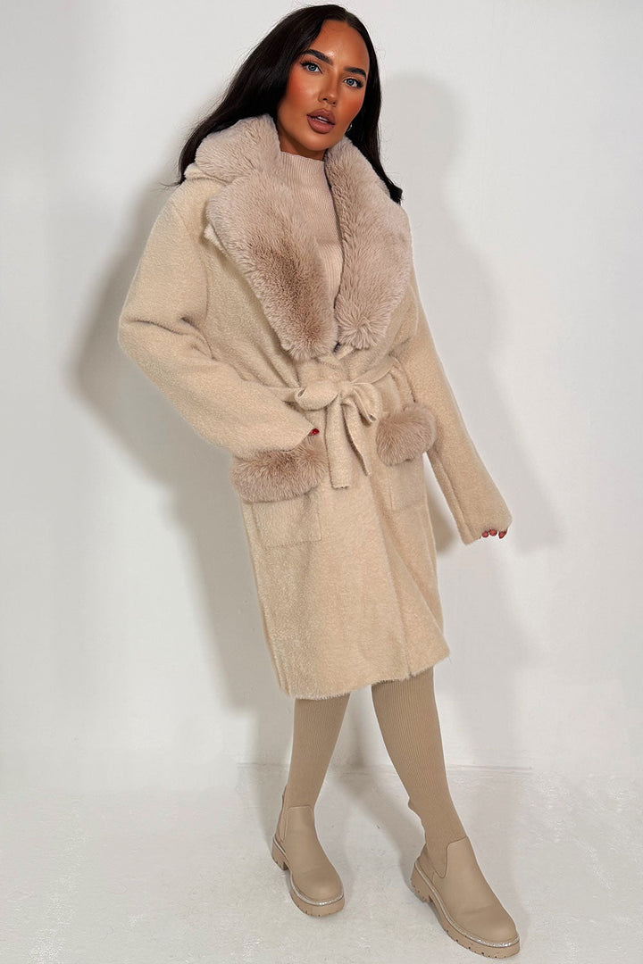 Heidi | Women’s belted coat with faux fur collar
