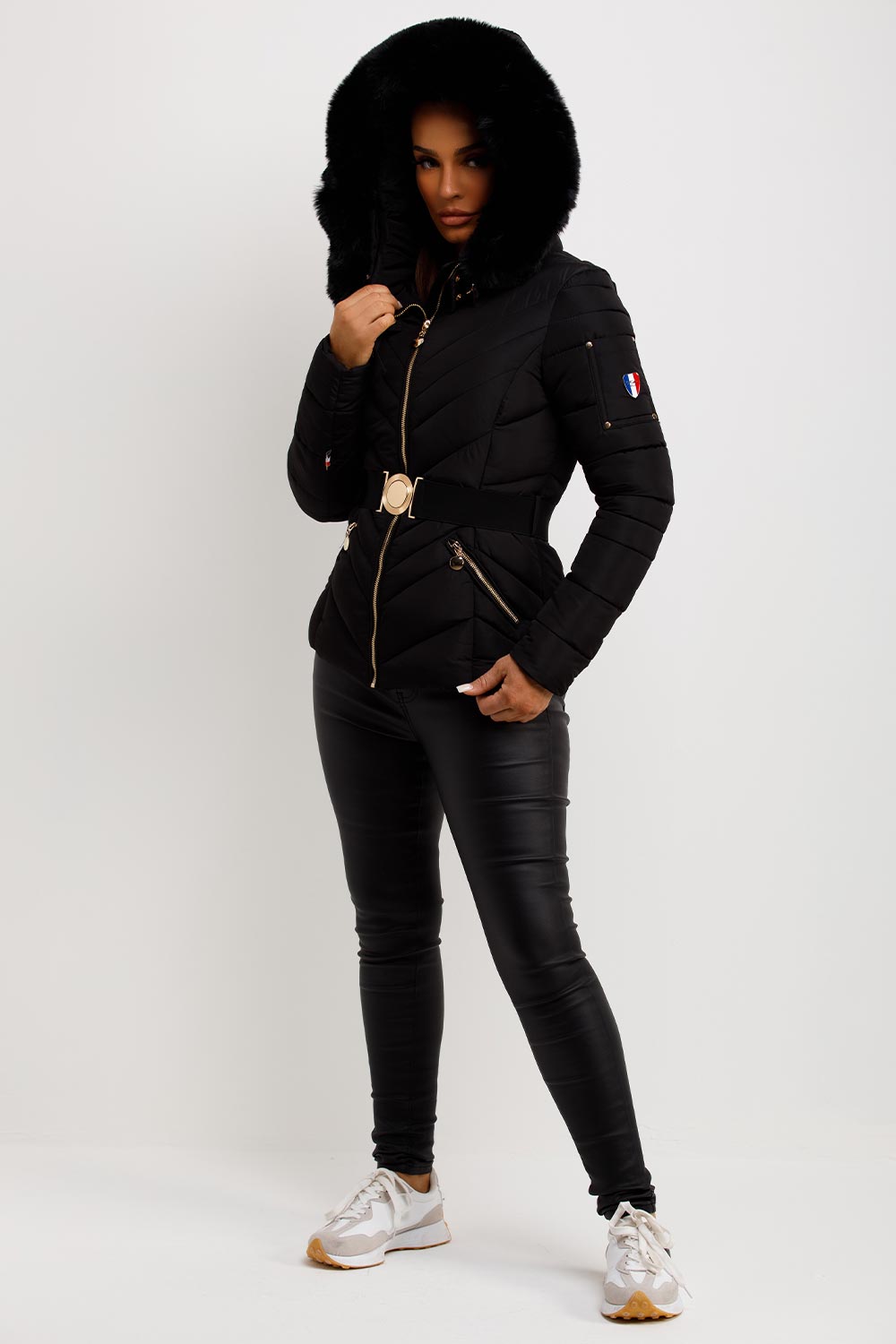 Dalia | Women’s belted puffer jacket with faux-fur hood