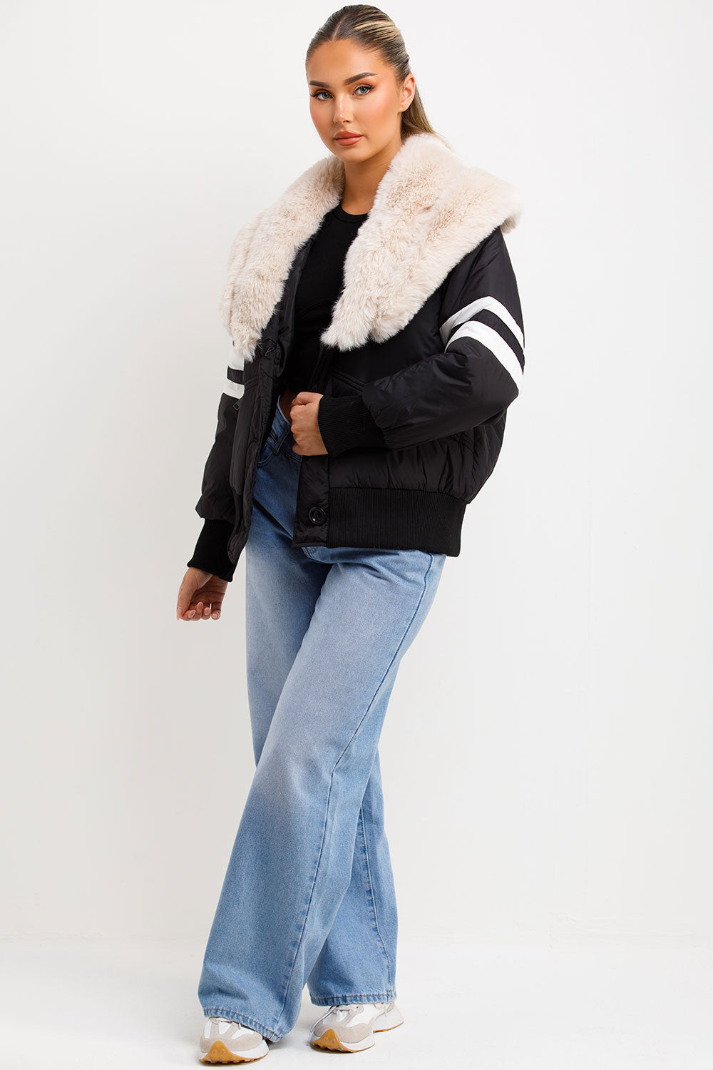 Radzna | Women’s aviator bomber jacket with faux fur collar
