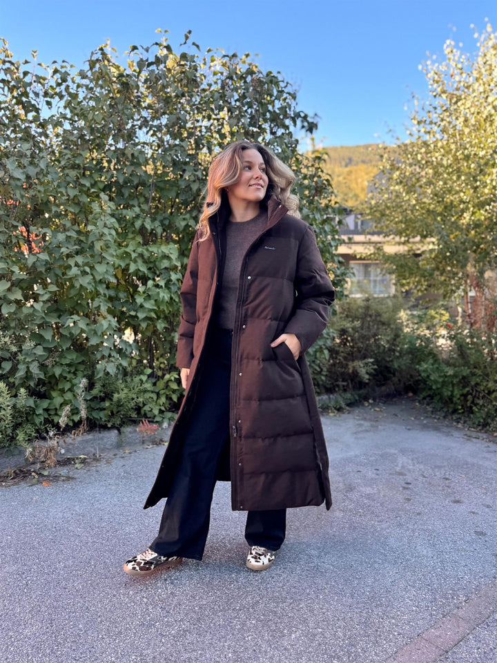 Jazmine | Women’s longline wool-blend down coat