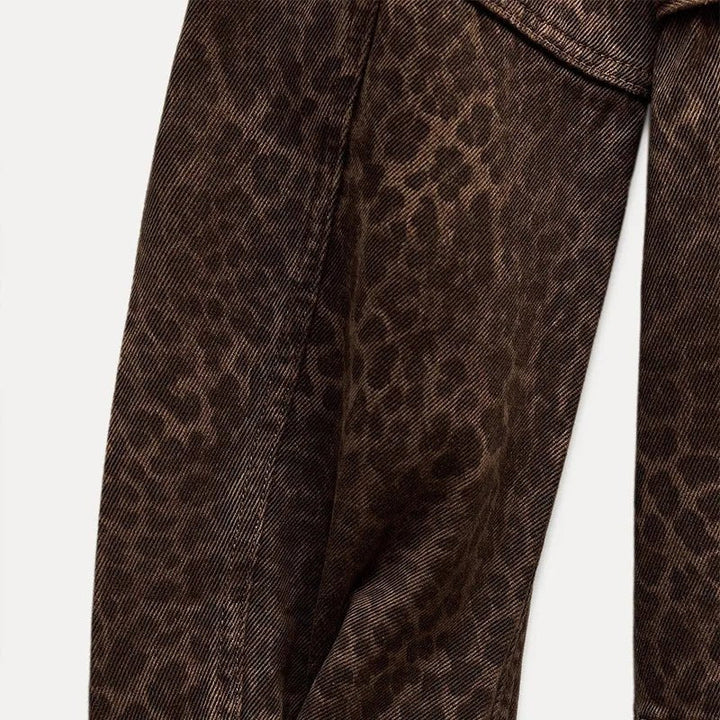 Malia | Tailored animal print jacket in chocolate brown