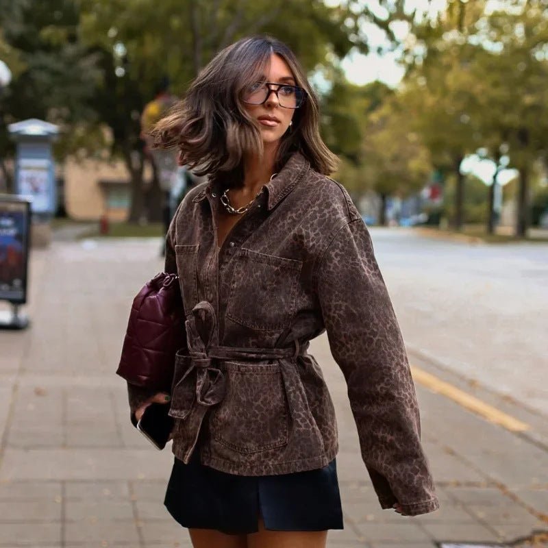 Malia | Tailored animal print jacket in chocolate brown