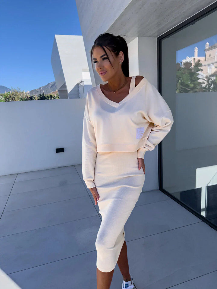 Aubrey | Casual sweatshirt and dress outfit set