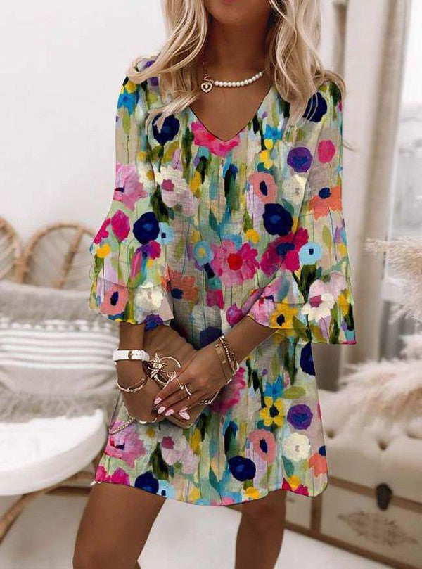 Bayla | Women’s floral v-neck mini dress with 3/4 sleeves