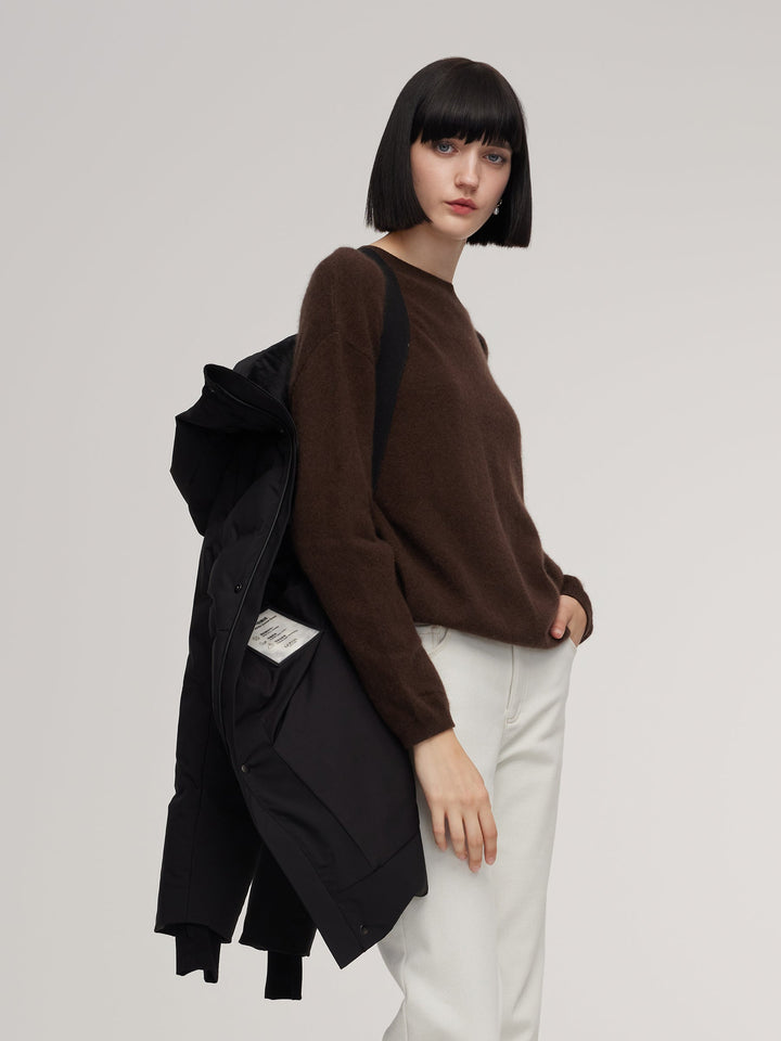 Saelyn | Women’s thermal hooded winter coat with a streamlined, weather-ready silhouette