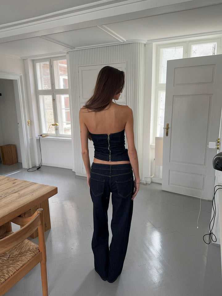 Vanessa | Women’s jeans with straight leg and contrast stitching