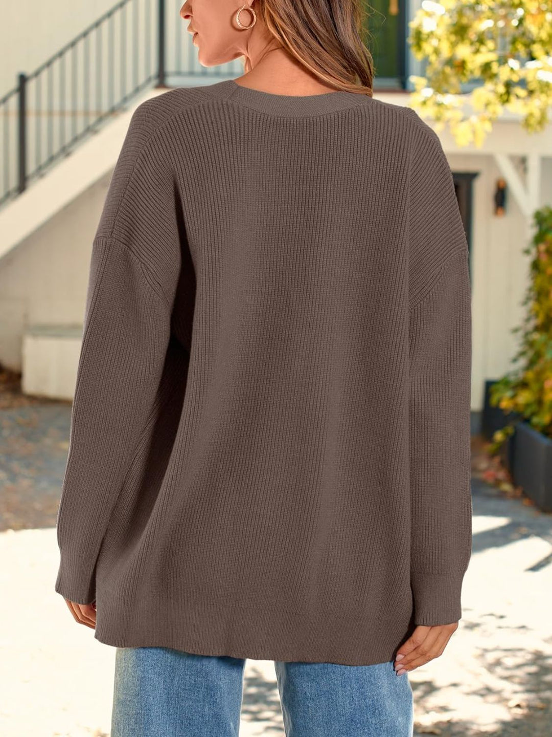 Aixirt | Women’s cardigan with button closure and long sleeves