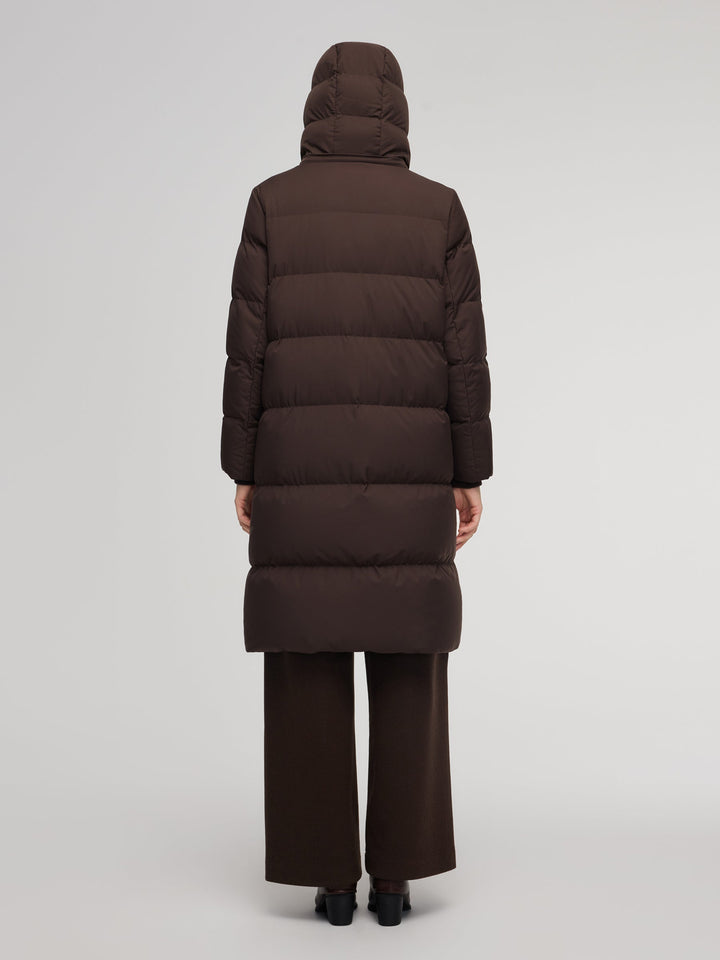 Ellyn | Women’s long winter coat with an H-line silhouette and detachable hood
