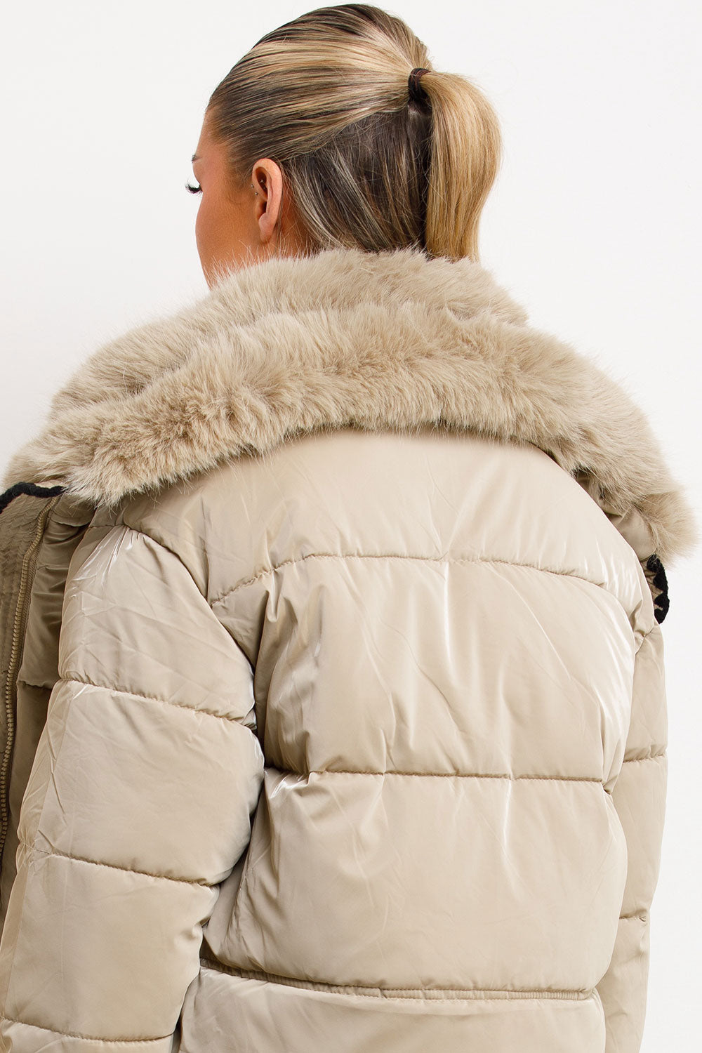 Nataly | Women’s faux fur collar puffer jacket with contrast stitch trim