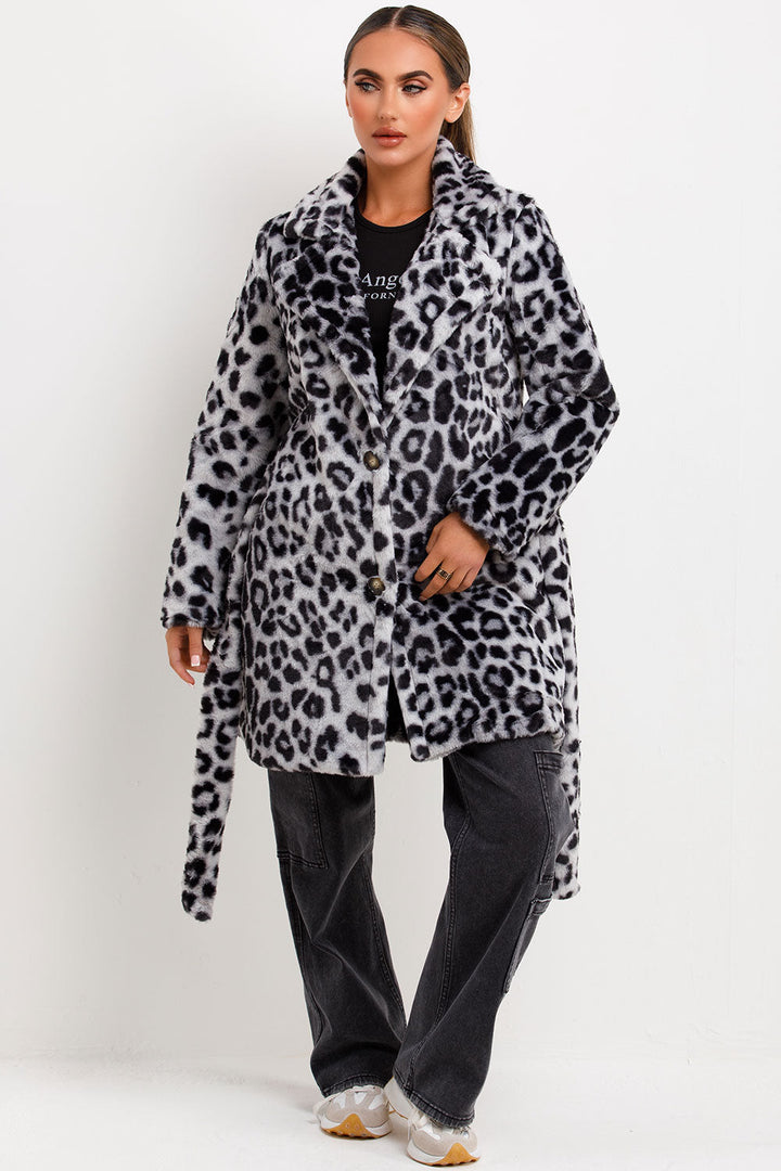 Arlieh | Women’s leopard print faux fur belted coat
