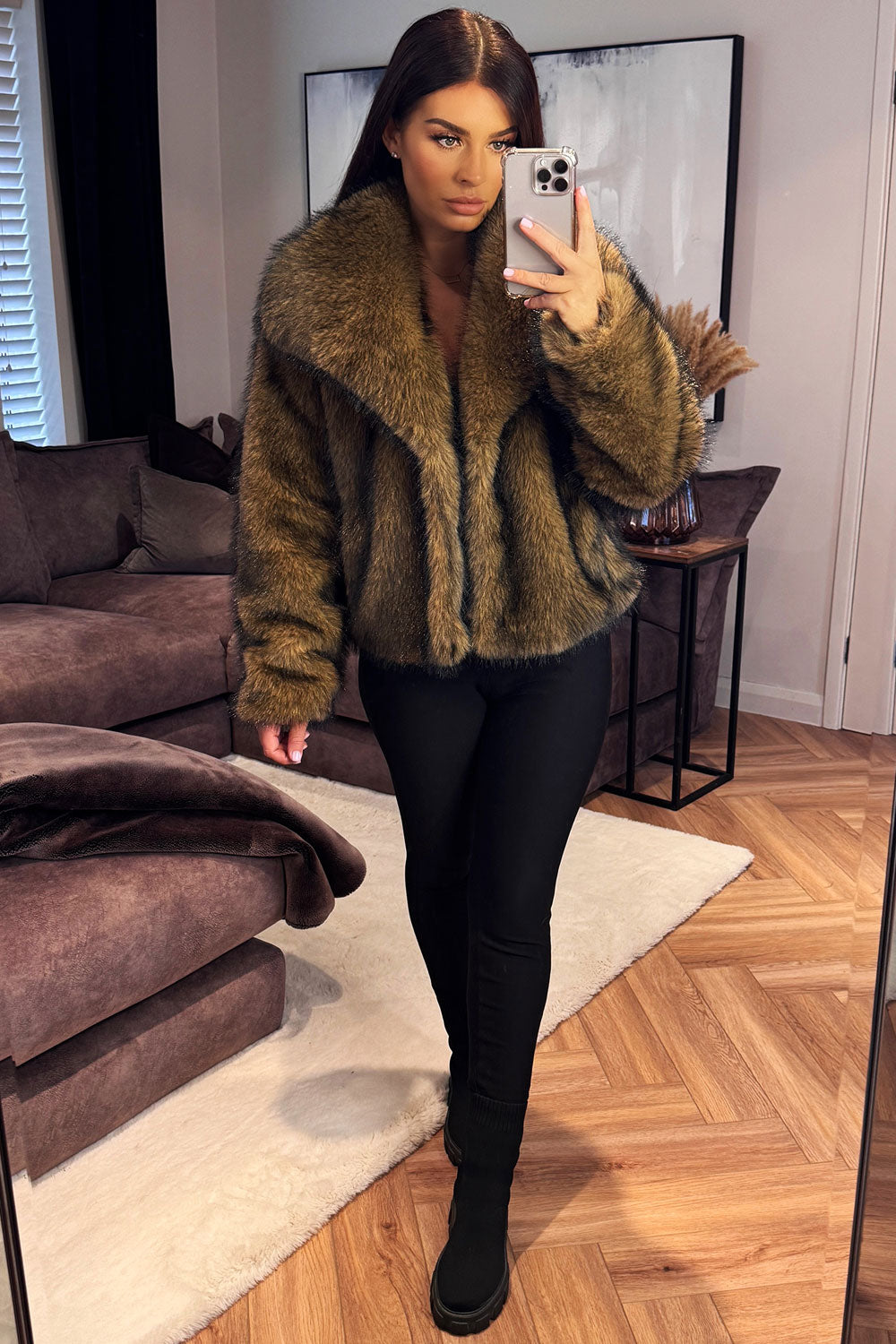 Catherine | Women’s short plush faux fur jacket