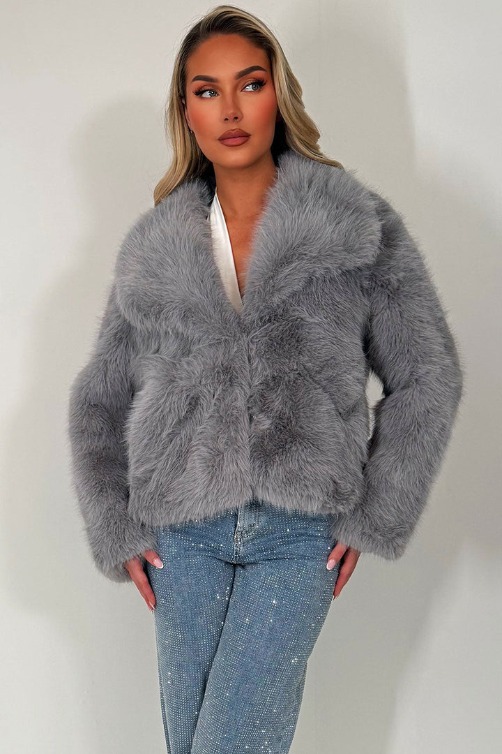 Ellis | Women’s collared faux fur jacket